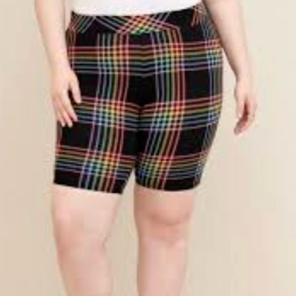 Torrid Rainbow Plaid Bike Shorts 2x NWT